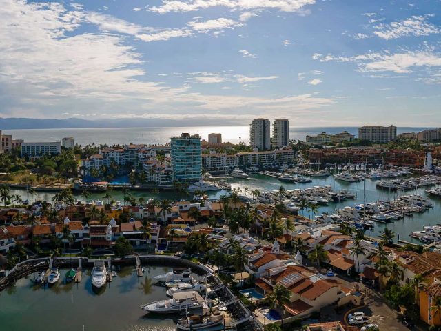 Bienes Raíces En Marina Vallarta