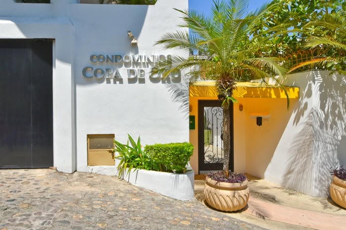 copa-de-oro-condominiums-puerto-vallarta