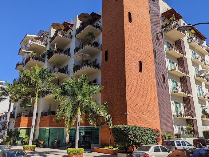 v399-puerto-vallarta